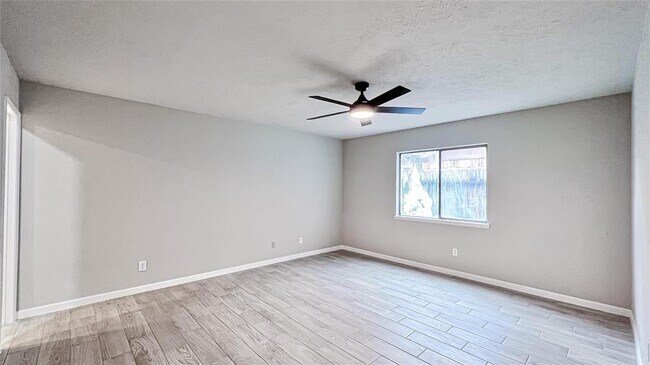 Building Photo - 16822 Macleish Dr