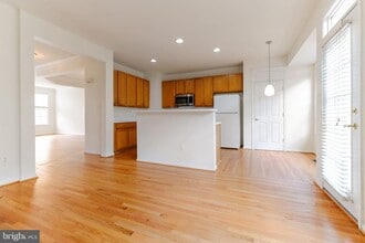 Building Photo - 2621 Tarleton Corner Dr