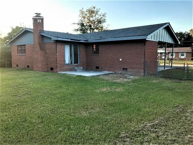 Building Photo - 603 Regina Dr