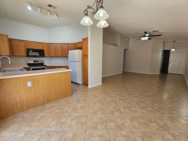 Building Photo - 4943 W Tonto Rd