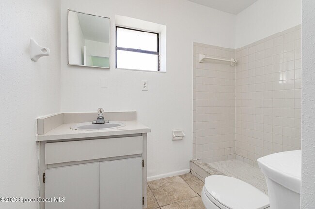 Building Photo - 2249 Flower Tree Cir