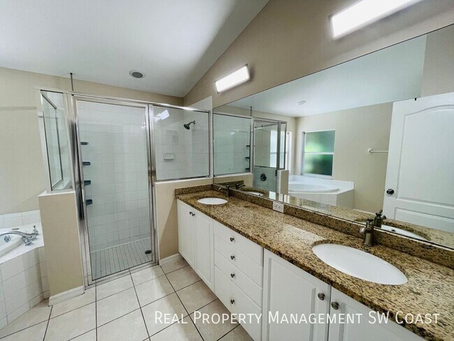 Building Photo - 11554 Woodmount Ln