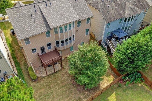 Building Photo - 2930 Blake Towers Ln