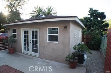 Building Photo - 686 Atchison St