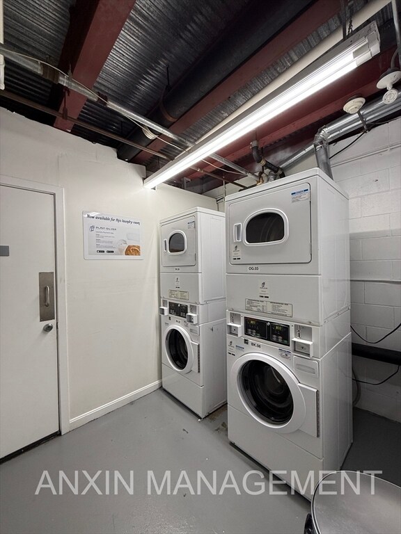 Building Photo - 660 Cambridge St