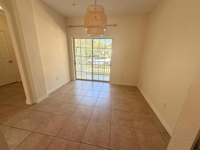 Building Photo - 8911 Silk Bay Pl