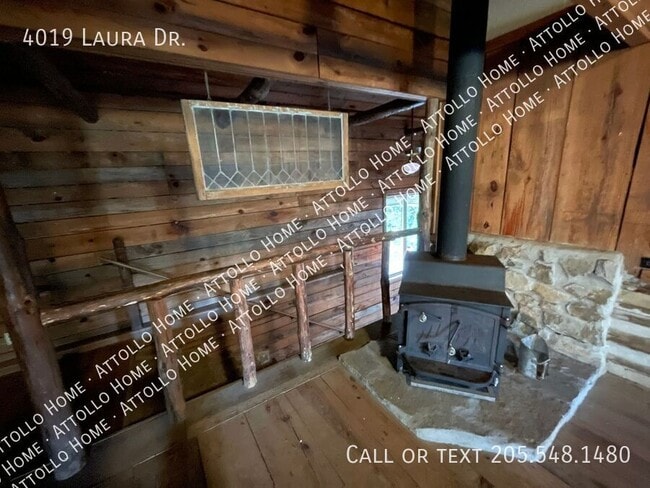 Building Photo - 4019 Laura Dr