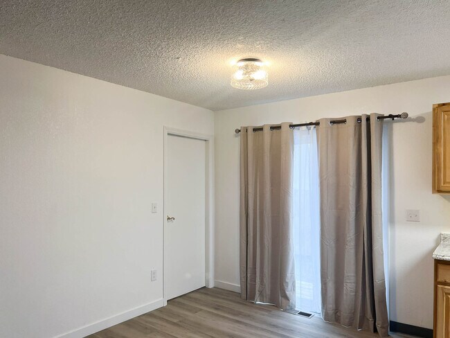 Building Photo - 7830 Kiana Cir