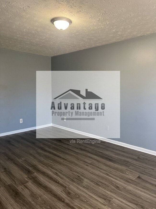 Building Photo - 9449 Cypress Ln