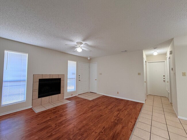 Building Photo - 2303 Whitlow Cove