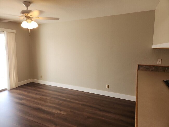 Building Photo - A Fabulous 3 Bedroom Single Story Home with a Pool/Spa.