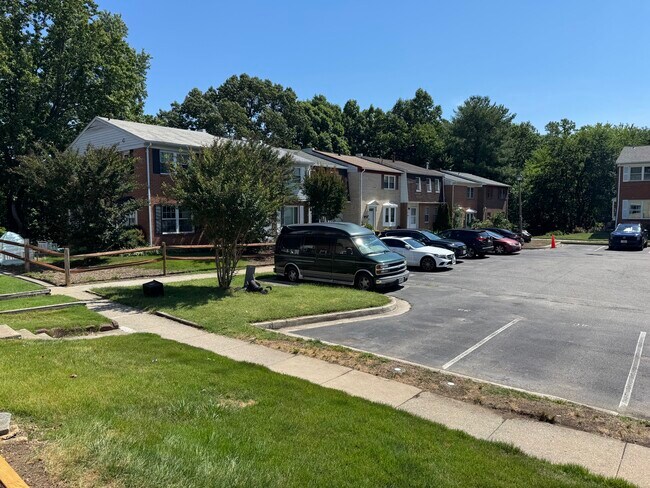 Building Photo - 14648 Balsam St
