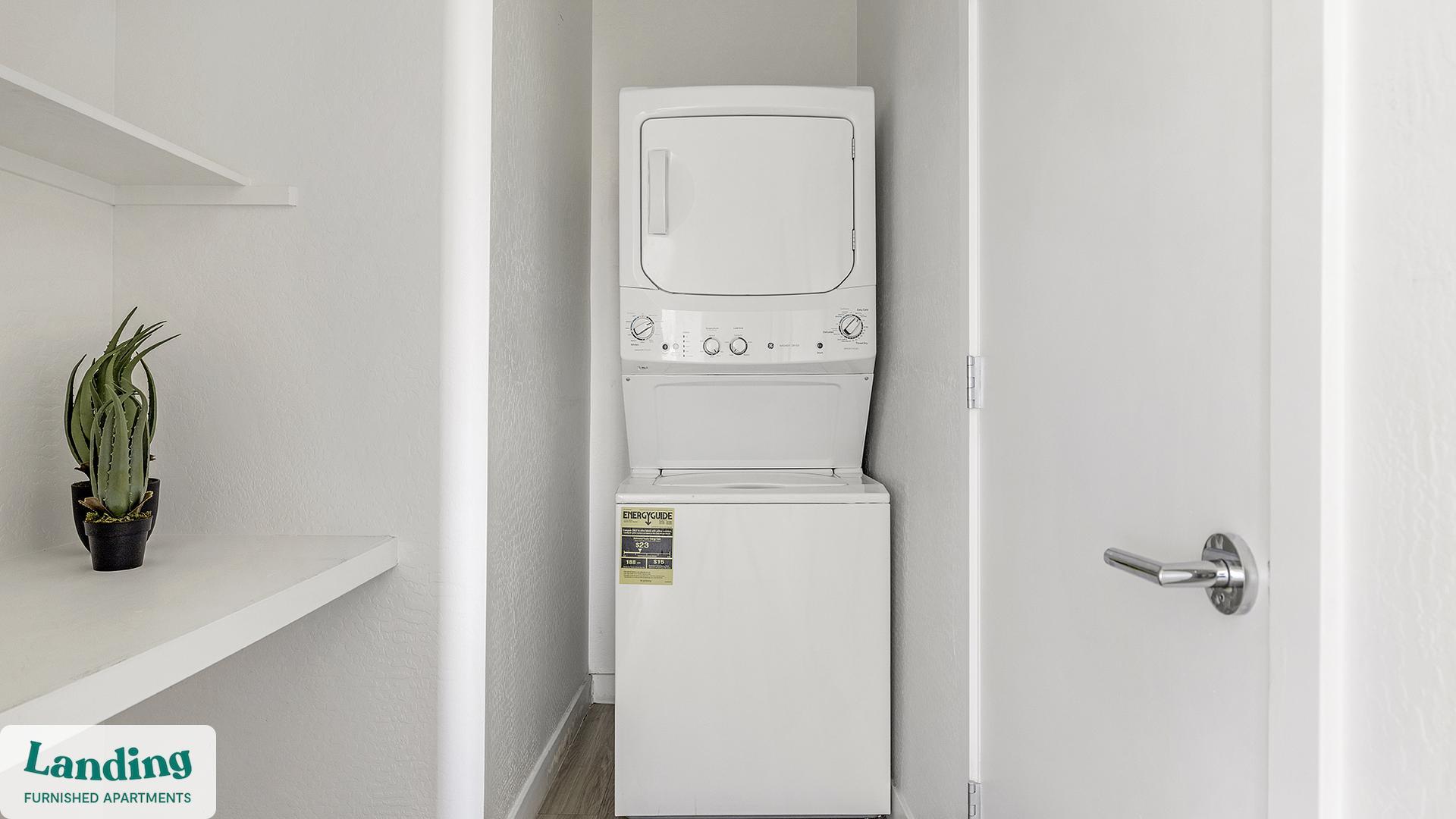 Building Photo - 10000 W Missouri Ave