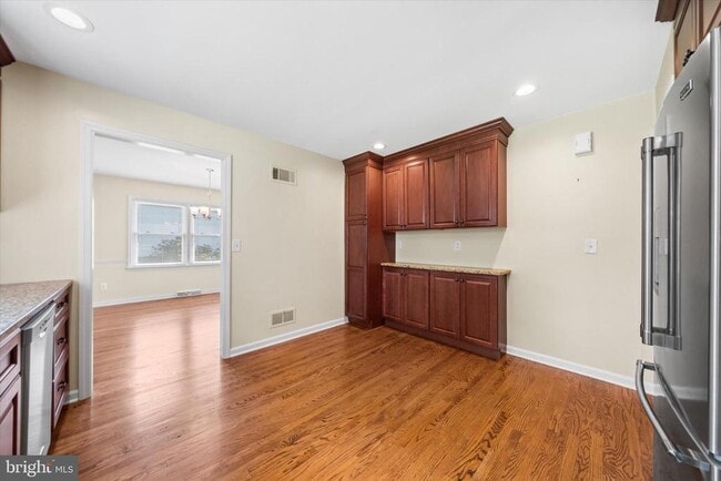 Building Photo - 4 Malvern Ct