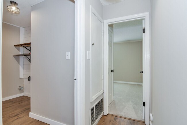 Building Photo - 4 Bedroom Ranch in Columbia County