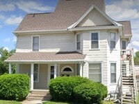 Building Photo - 2 Bedroom 1 Bath