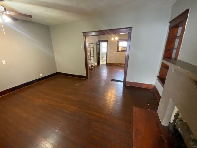 Building Photo - 2224 A St