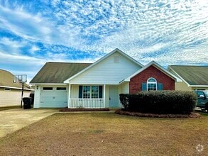 Building Photo - 231 Summerstone Bend