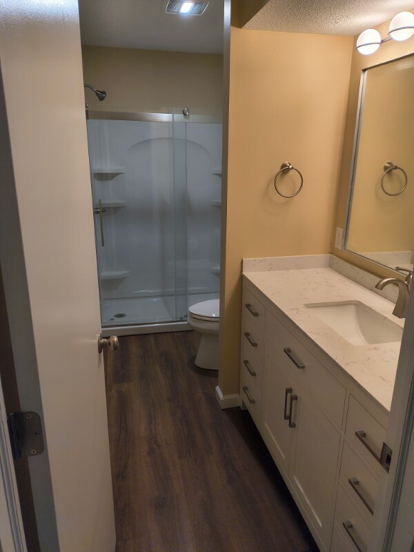 Building Photo - 66 Trenton Cir