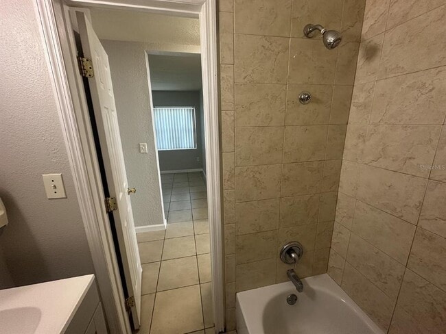 Building Photo - 403 Normandy St