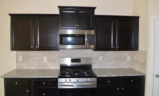 Building Photo - 3715 Bonifacio Way