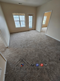 Building Photo - 2 Bedroom | 1 Bathroom Apartment in Cedar ...