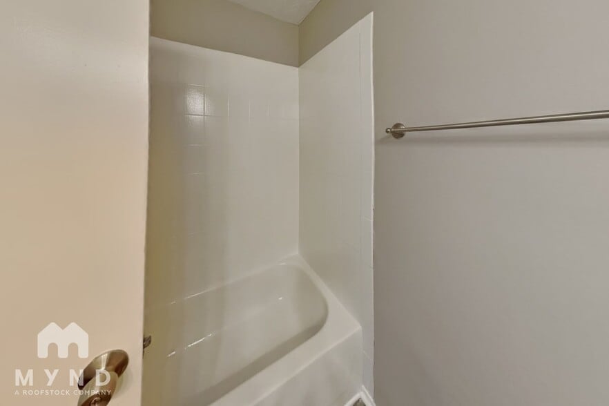 Building Photo - 5531 Downs Way