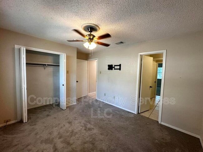 Building Photo - 8507 Bosque Blvd