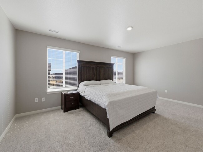 Building Photo - Newer 3-Bedroom Home with Fenced Yard, A/C, Attached Garage!