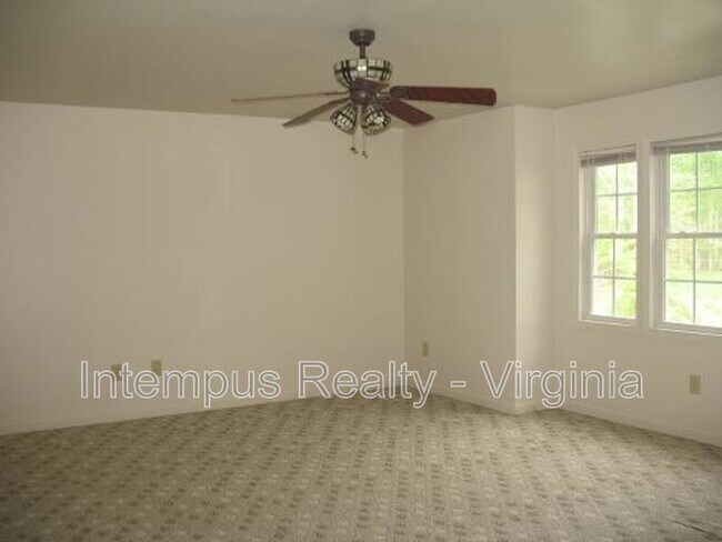 Building Photo - 6107 Bilal Ct