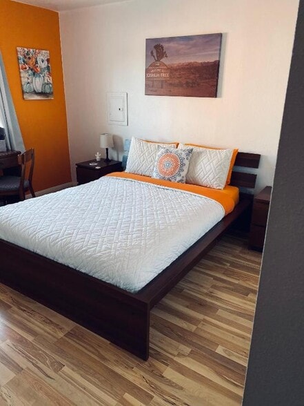 Building Photo - 6413 Center St