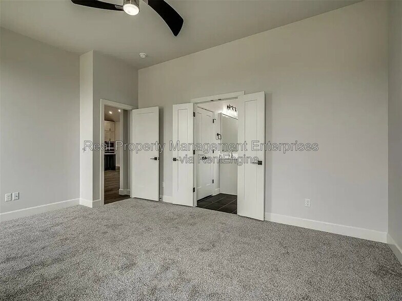 Building Photo - 5933 NW 158th St