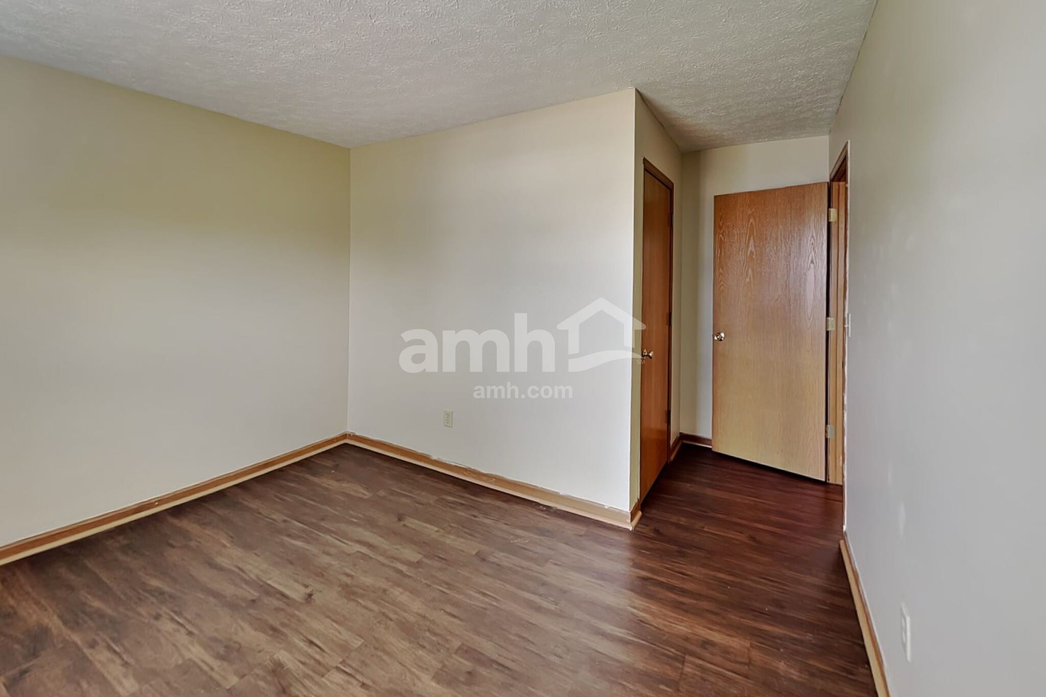 Building Photo - 2759 Beal Dr