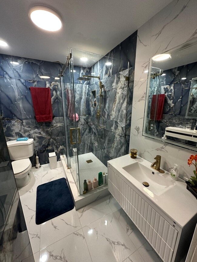 Building Photo - 4557 Luxemburg Ct