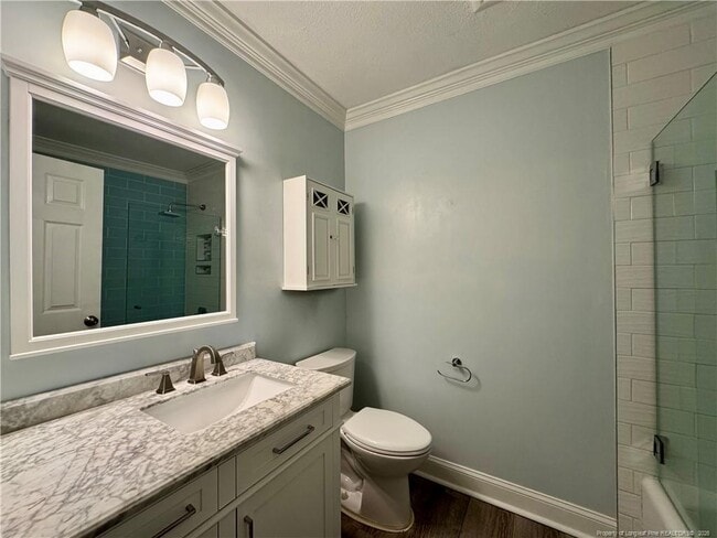 Building Photo - 2723 Huntington Rd