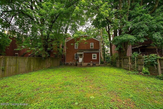 Building Photo - Charming 1 bed, 1 bath apartment in old louisville.