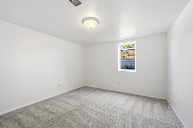 Building Photo - $2,795.95- 4 Bed, 2 Bath Home in Arvada with In-Unit Laundry and Fenced Yard!