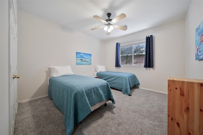 Building Photo - 9698 E Shore Dr