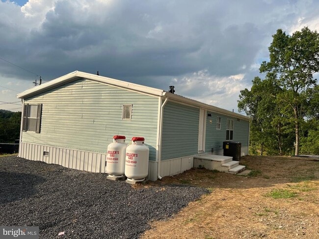 Building Photo - 107 Dugan Ct