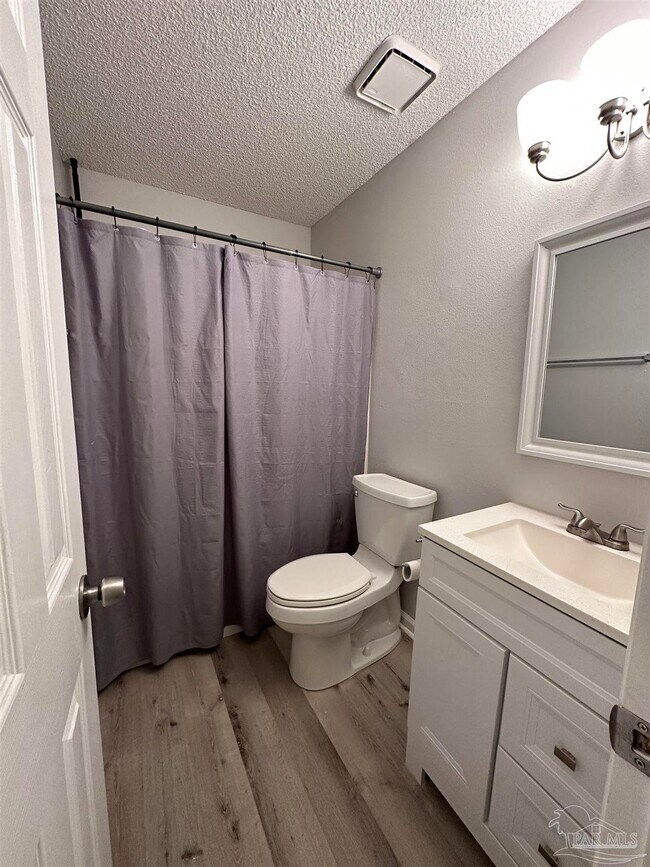 Building Photo - 280 Bobwhite Dr