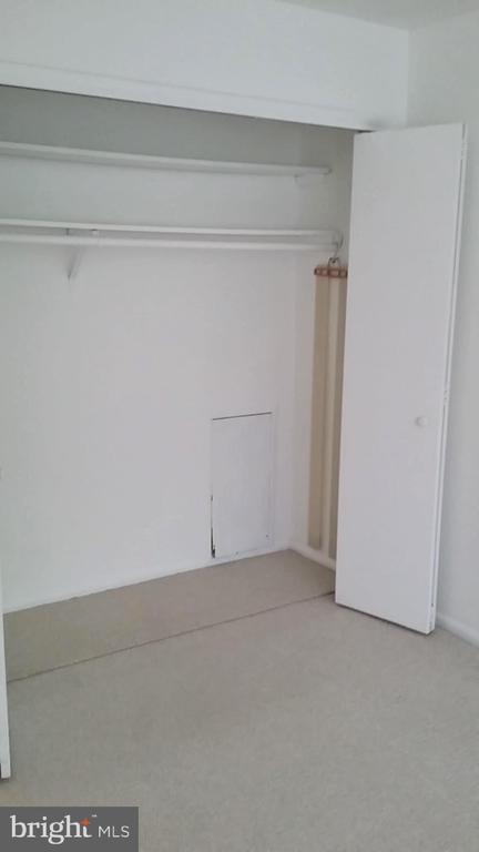 Building Photo - 4360 Ivymount Ct