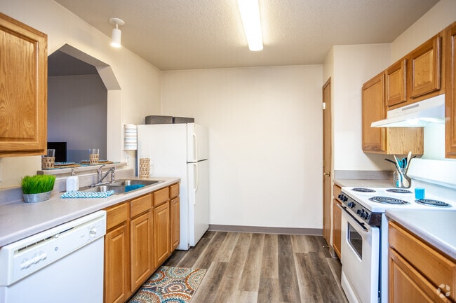 1BR, 1BA - 612 SF - Sugar Creek Senior Apartment Community