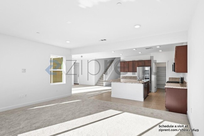 Building Photo - 5584 Howell Mountain Ln