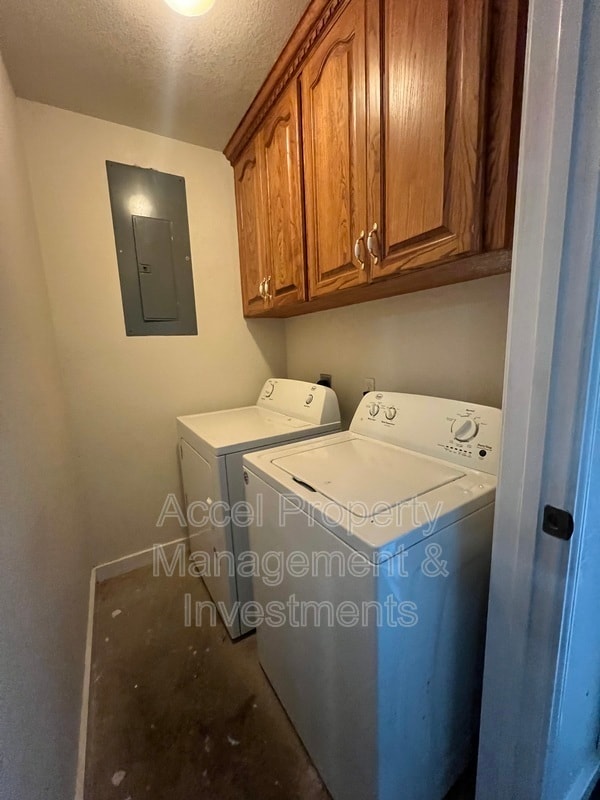 Building Photo - 3013 Constellation Dr