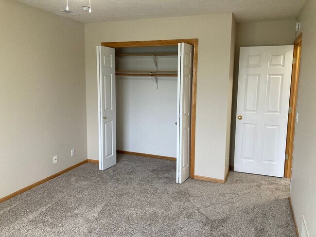 Building Photo - 3200 S 79th St
