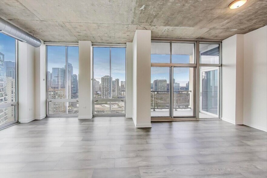 Building Photo - 700 N Larrabee St