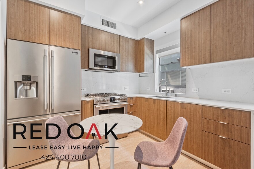 Building Photo - 11649 Mayfield Ave