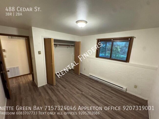 Building Photo - 488 Cedar St