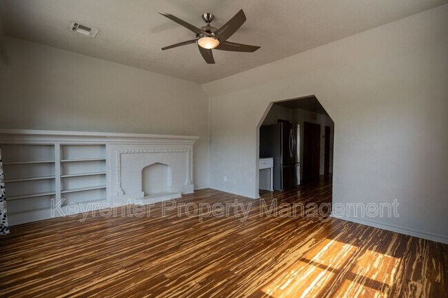 Building Photo - 116-118 NW 31st St