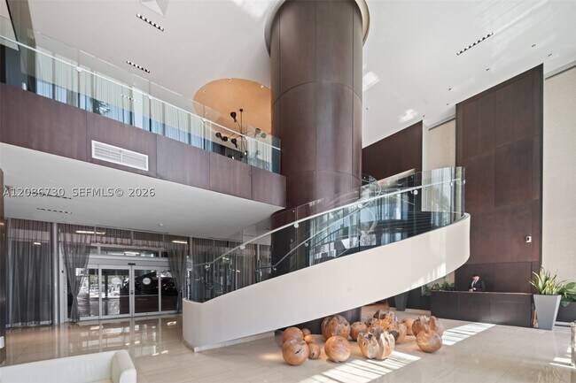 Building Photo - 900 Biscayne Blvd